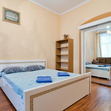 Leogrand Apartments Teodora 3 ลวีฟ ภายนอก รูปภาพ