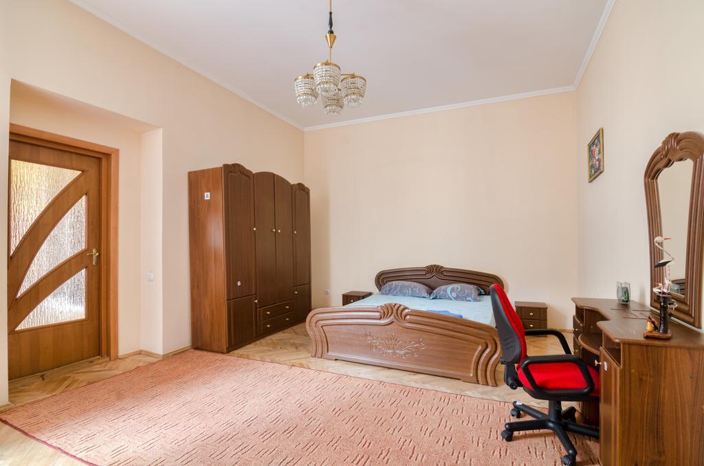 Leogrand Apartments Teodora 3 ลวีฟ ภายนอก รูปภาพ