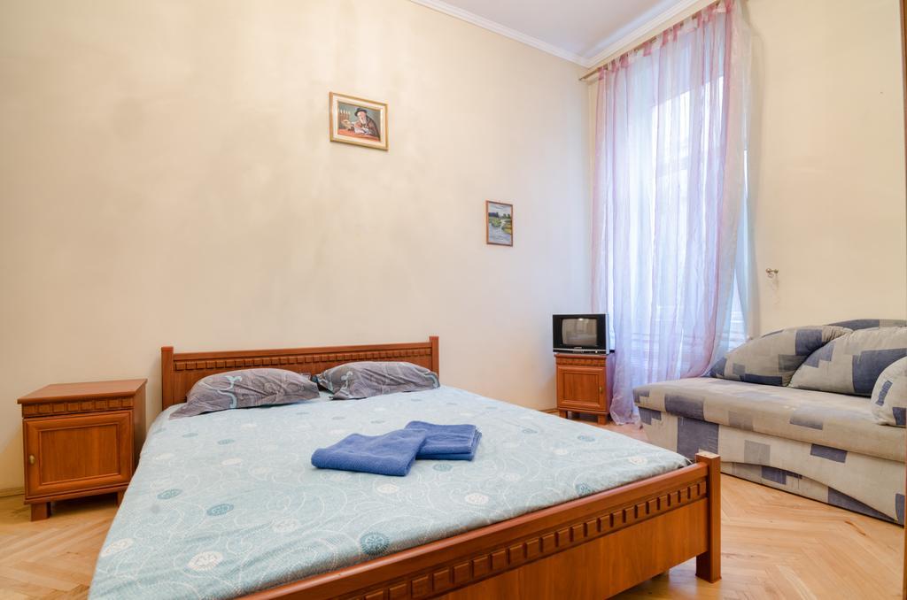 Leogrand Apartments Teodora 3 ลวีฟ ภายนอก รูปภาพ